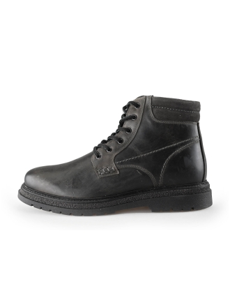 Outfielder Veterboots