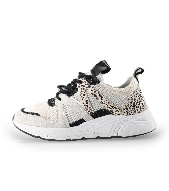 Wysh Sneakers
