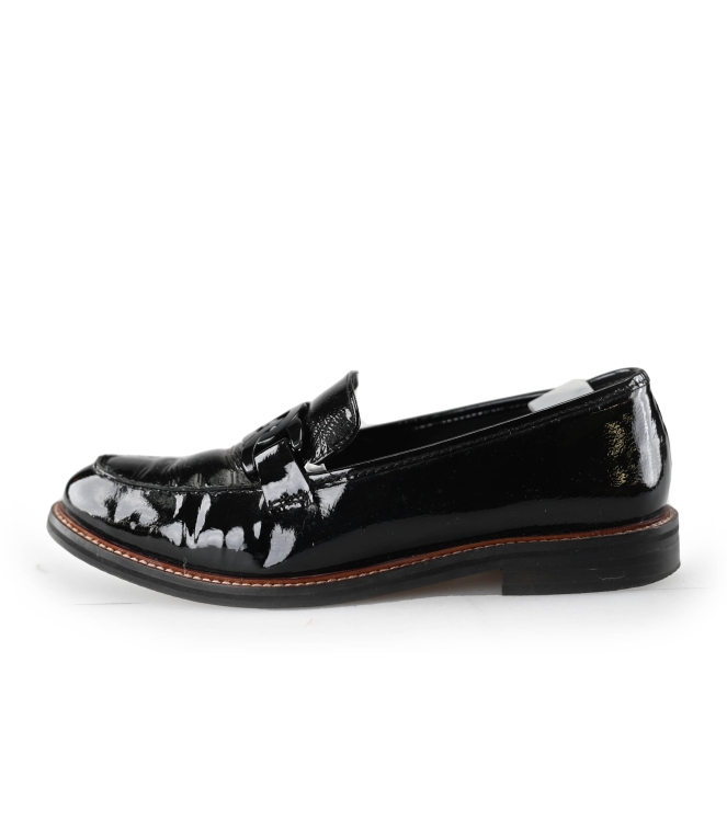 Aea Loafers