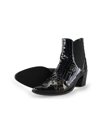 Stefano Lauran Chelsea boots