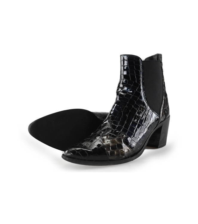 Stefano Lauran Chelsea boots