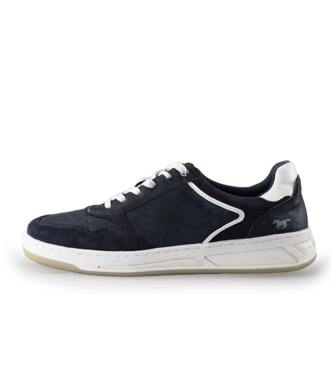 Mua Sneakers