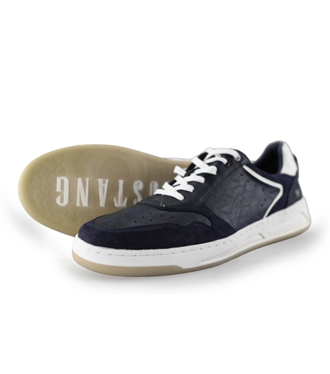 Mua Sneakers