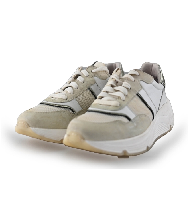 AQA Sneakers