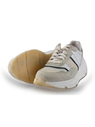 AQA Sneakers