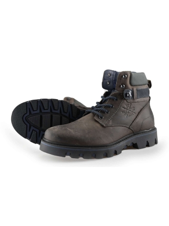 Outfielder Veterboots