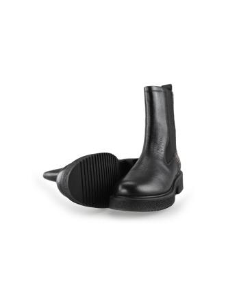 Maruti Chelsea boots