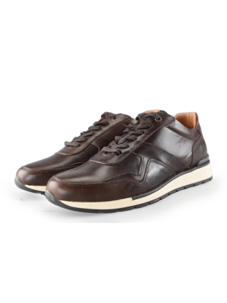Travelin Sneakers