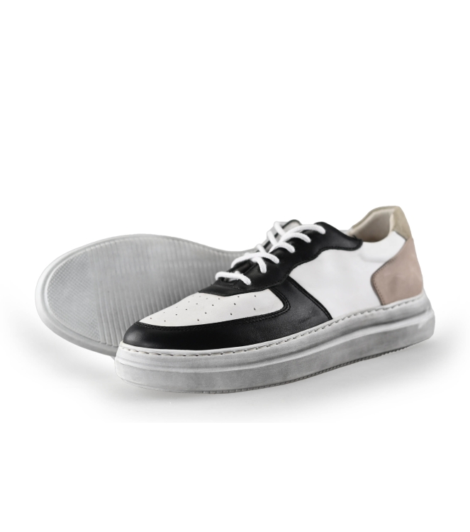 Blackstone Sneakers
