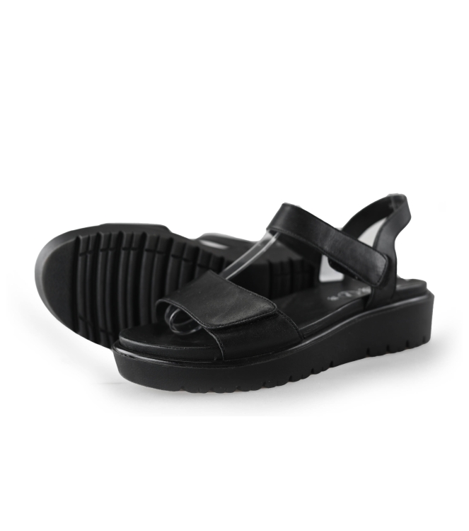 Ara Sandalen