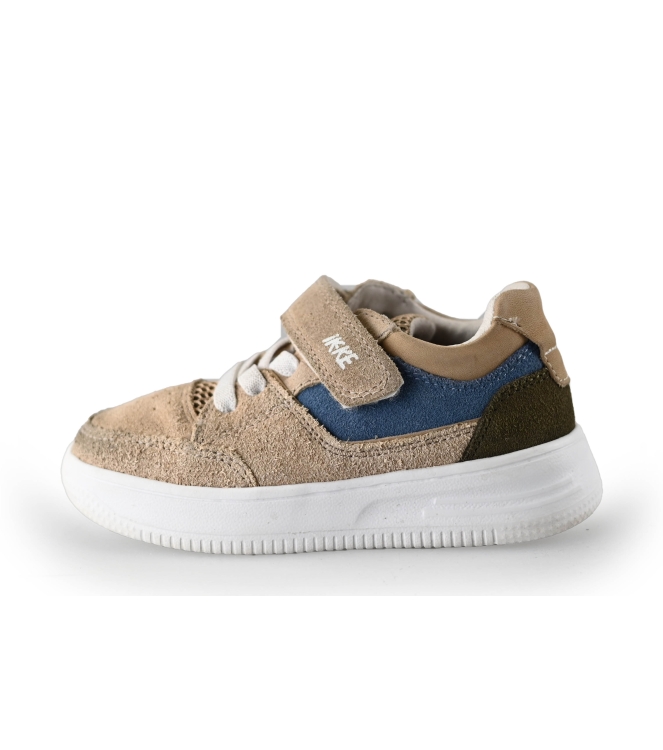 IK-KE Sneakers