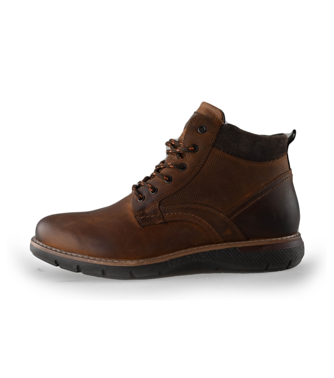 Outfielder Hoge sneakers