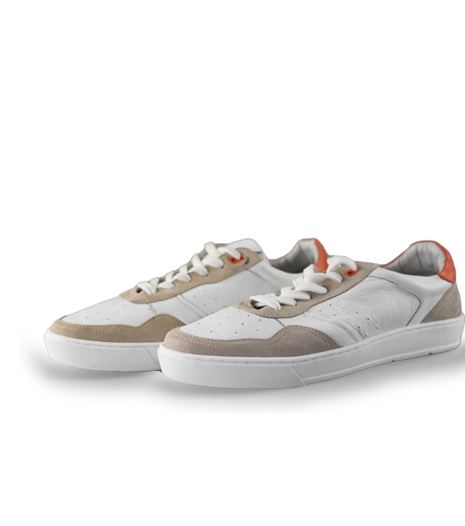 Vertice Sneakers