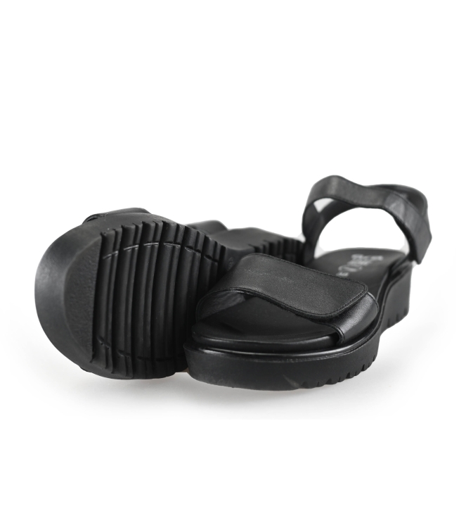 Ara Sandalen