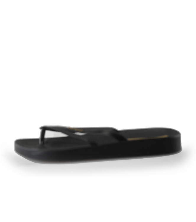 Ipamema Slippers