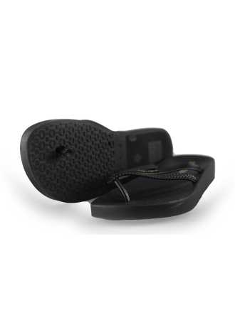 Ipamema Slippers