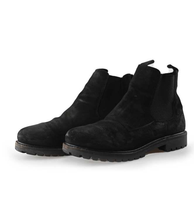 Travelin Chelsea boots