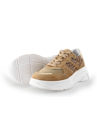 District Sneakers
