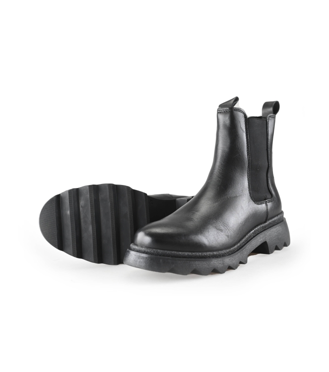 Tamaris Chelsea boots