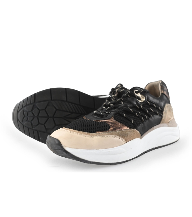 Sub55 Sneakers