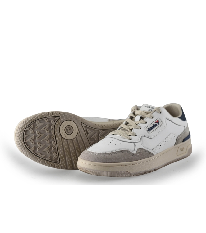 Victoria Sneakers