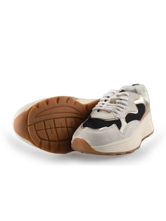 DSTRCT Sneakers