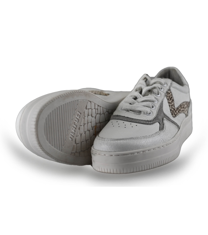 Maruti Sneakers