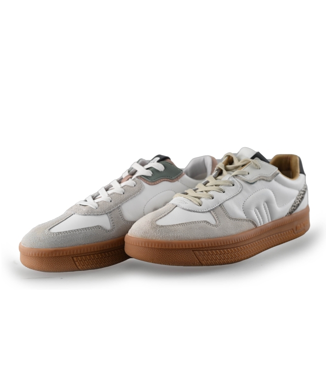 Maruti Sneakers