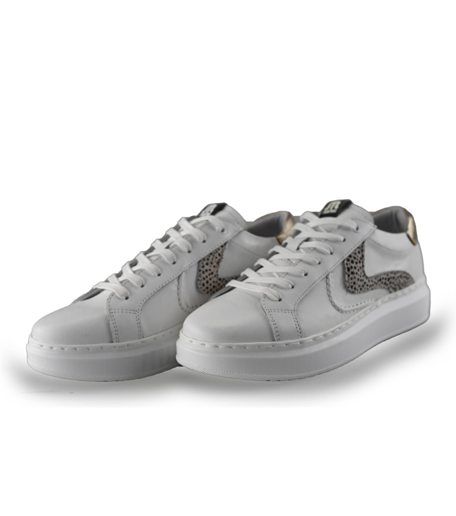 Maruti Sneakers