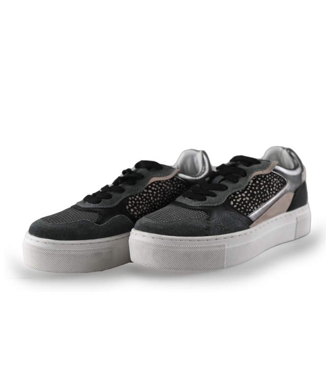 Maruti Sneakers