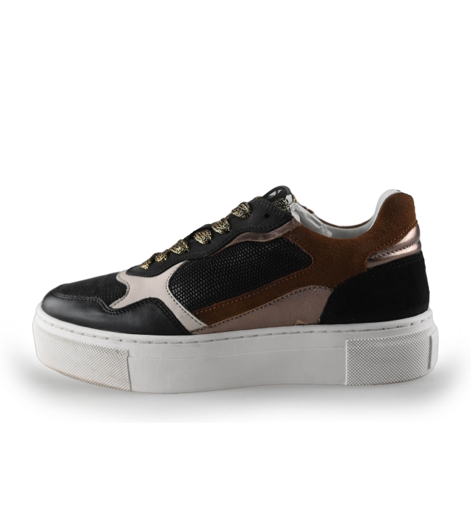 Maruti Sneakers