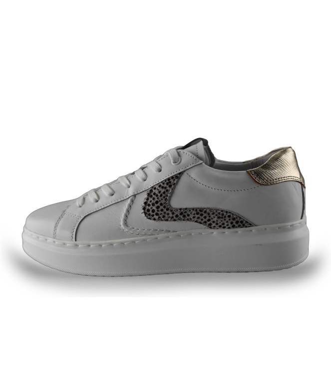 Maruti Sneakers