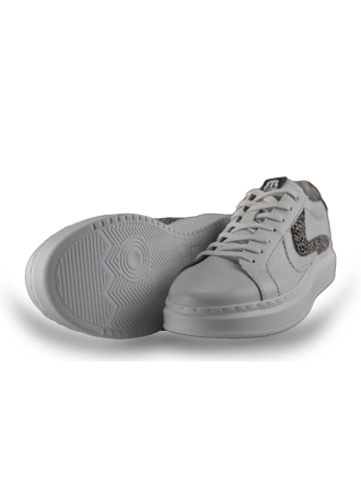 Maruti Sneakers