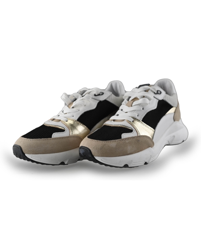 Maruti Sneakers
