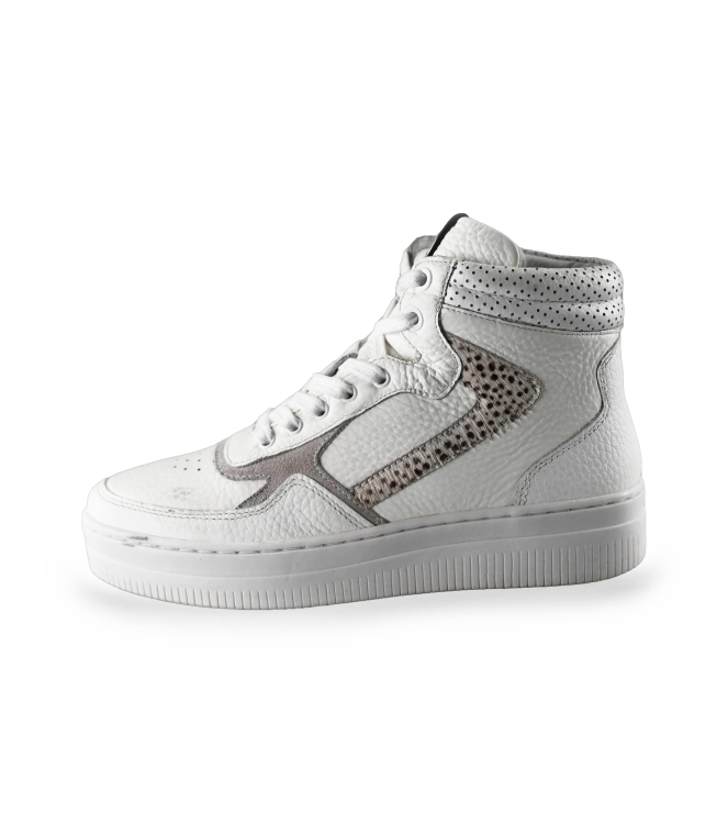 Maruti Sneakers