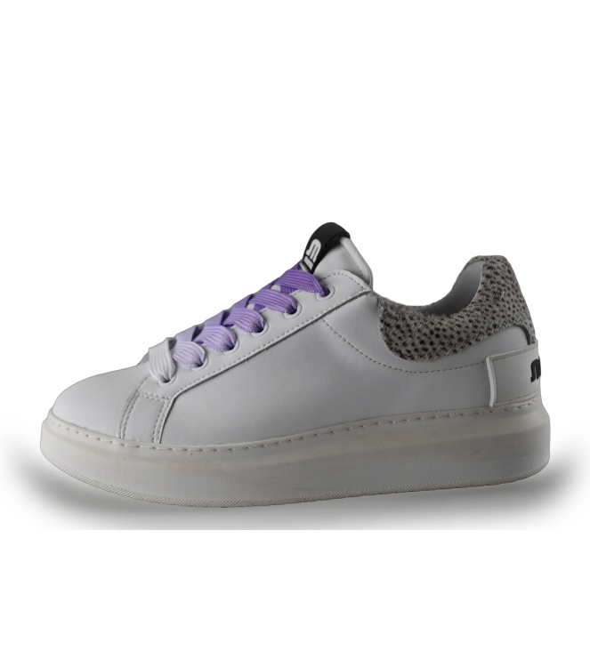 Maruti Sneakers