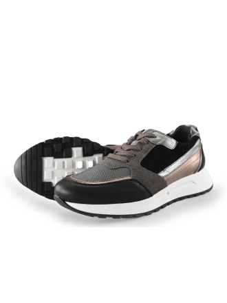 AQA Sneakers