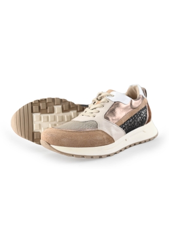 AQA Sneakers