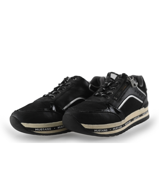 Mustang Sneakers