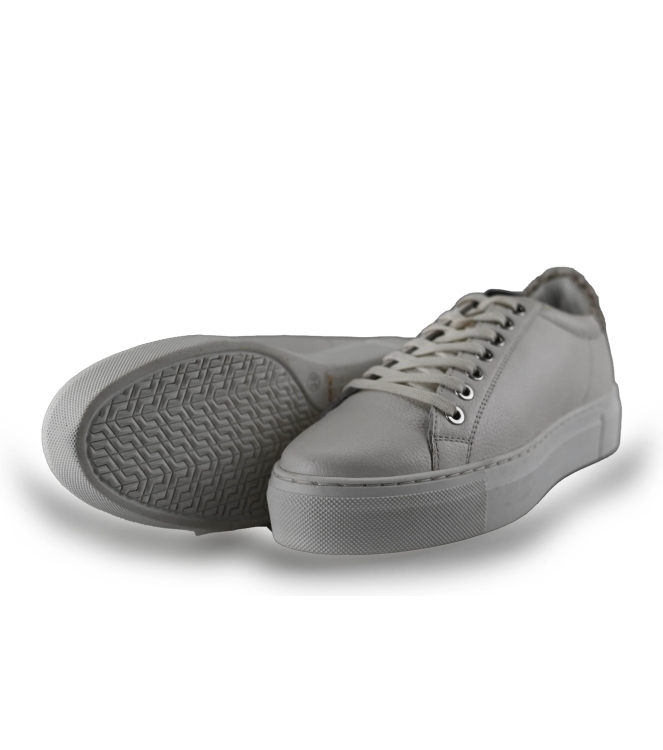 Maruti Sneakers