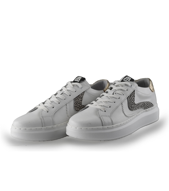Maruti Sneakers