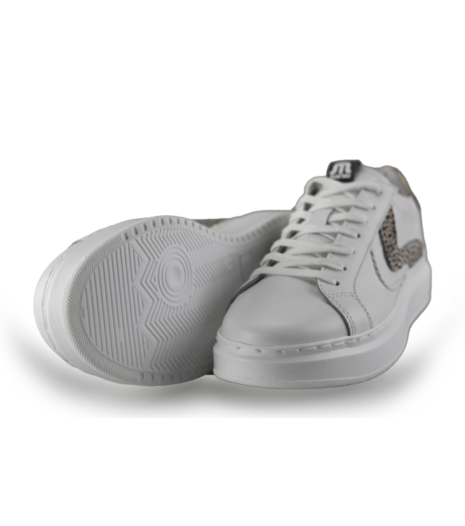 Maruti Sneakers