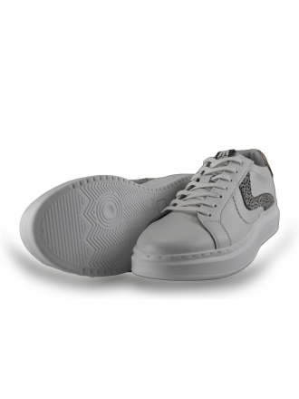 Maruti Sneakers