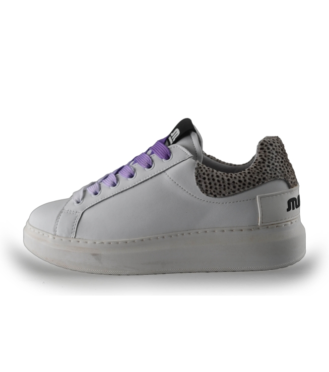 Maruti Sneakers