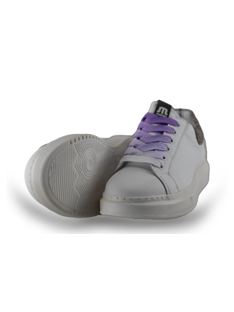 Maruti Sneakers