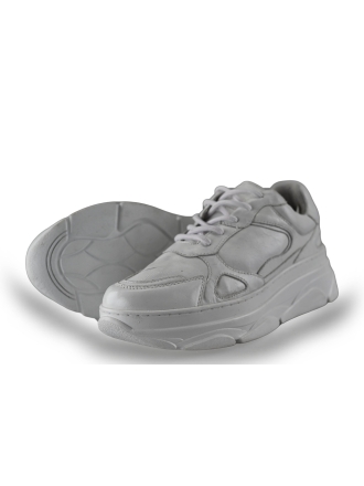 Omoda Sneakers