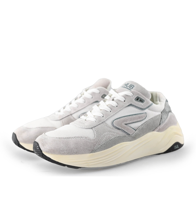 Hub Sneakers