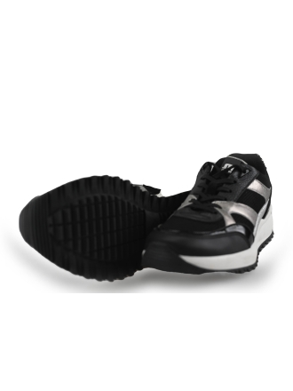 Maruti Sneakers