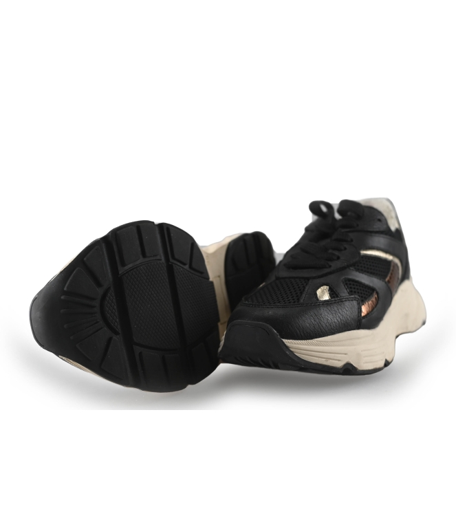 Omoda Sneakers