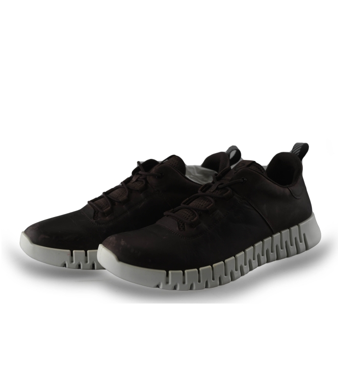 Ecco Sneakers